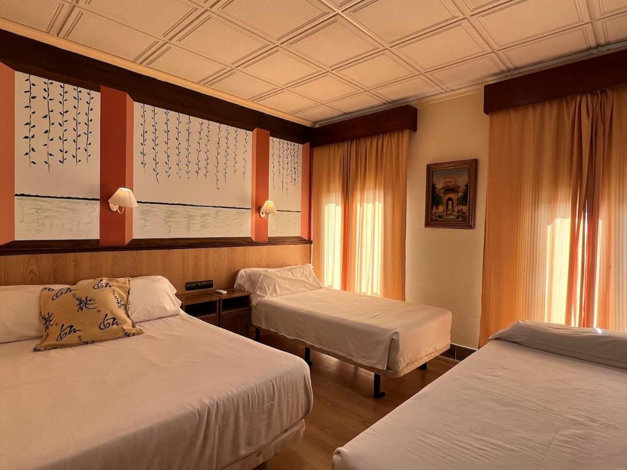 Hotel Pinomar เอลปูแอร์โต เด ซานตามาริอา ห้อง รูปภาพ